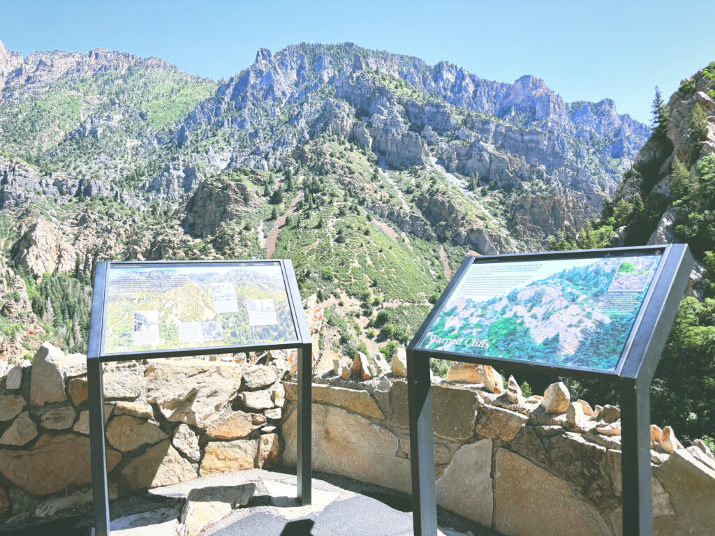 アメリカユタ州ティンパノゴス洞窟国立記念地Timpanogos Cave National Monument見どころ魅力トレイル・ハイキングモデルコース日本人観光