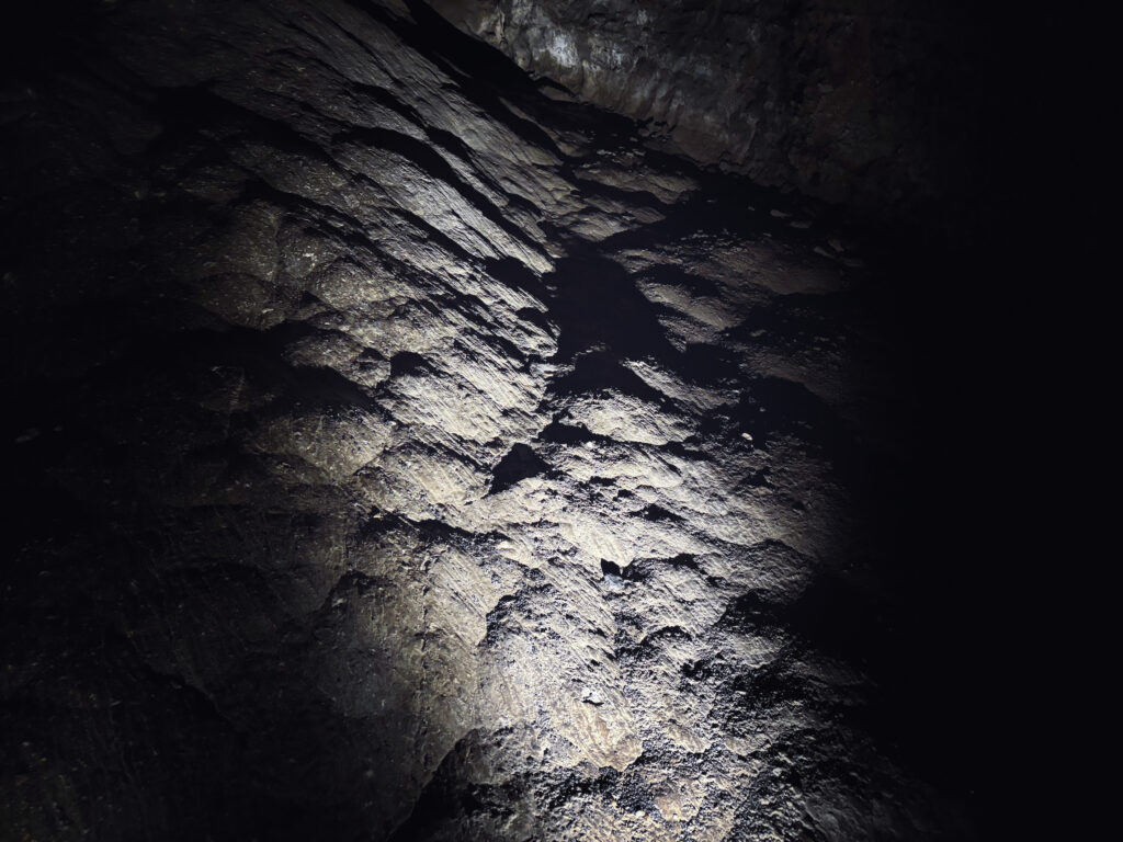 アメリカユタ州ティンパノゴス洞窟国立記念地Timpanogos Cave National Monument見どころ魅力トレイル・ハイキングモデルコース日本人観光