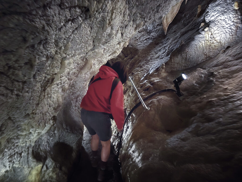 アメリカユタ州ティンパノゴス洞窟国立記念地Timpanogos Cave National Monument見どころ魅力トレイル・ハイキングモデルコース日本人観光