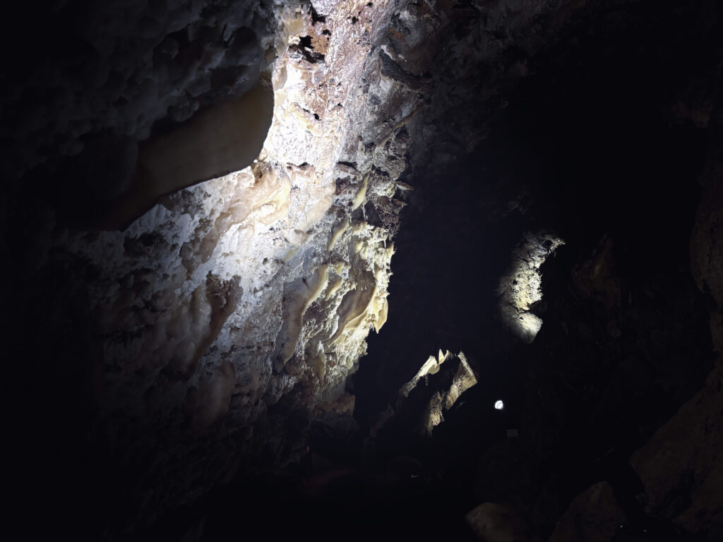 アメリカユタ州ティンパノゴス洞窟国立記念地Timpanogos Cave National Monument見どころ魅力トレイル・ハイキングモデルコース日本人観光