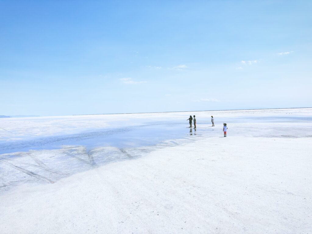 アメリカユタ州ボンネビルソルトフラッツBonneville Salt Flats見どころ魅力日本人観光