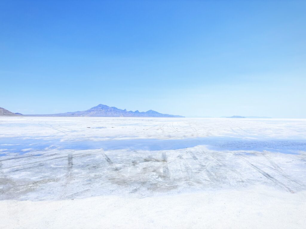 アメリカユタ州ボンネビルソルトフラッツBonneville Salt Flats見どころ魅力日本人観光