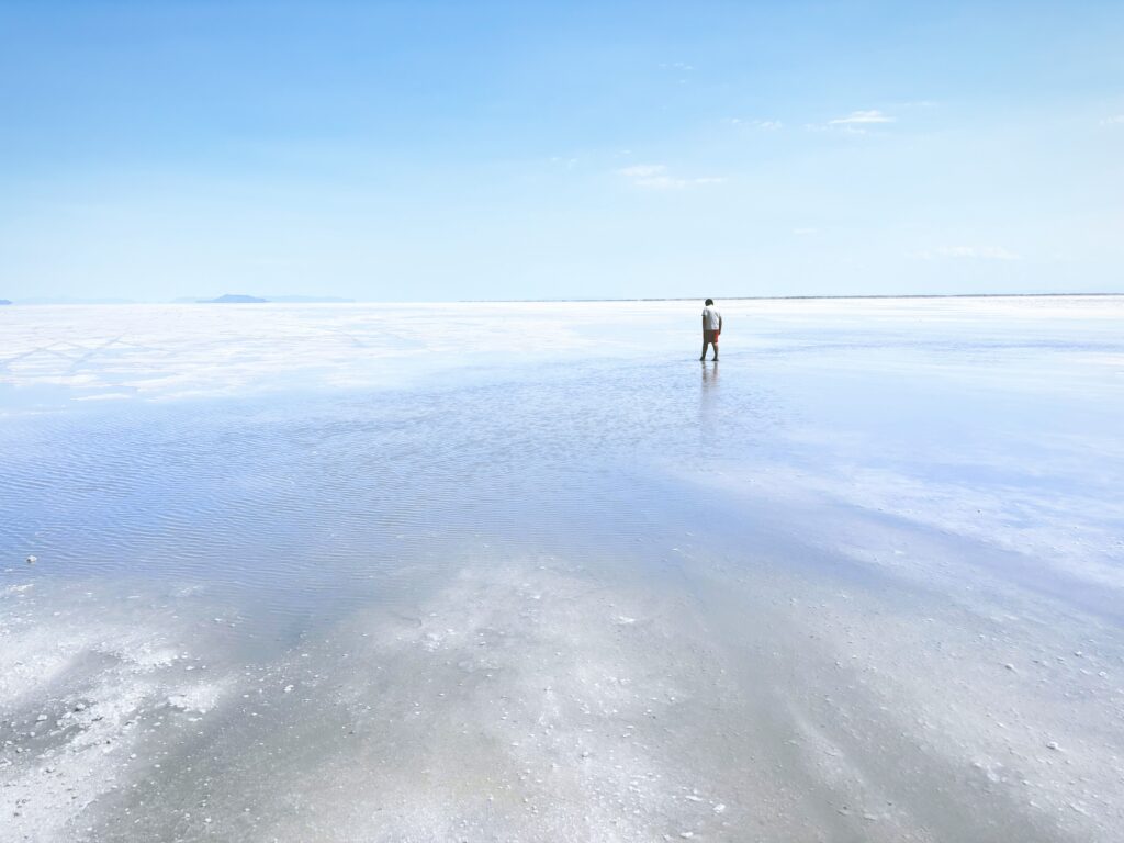 アメリカユタ州ボンネビルソルトフラッツBonneville Salt Flats見どころ魅力日本人観光