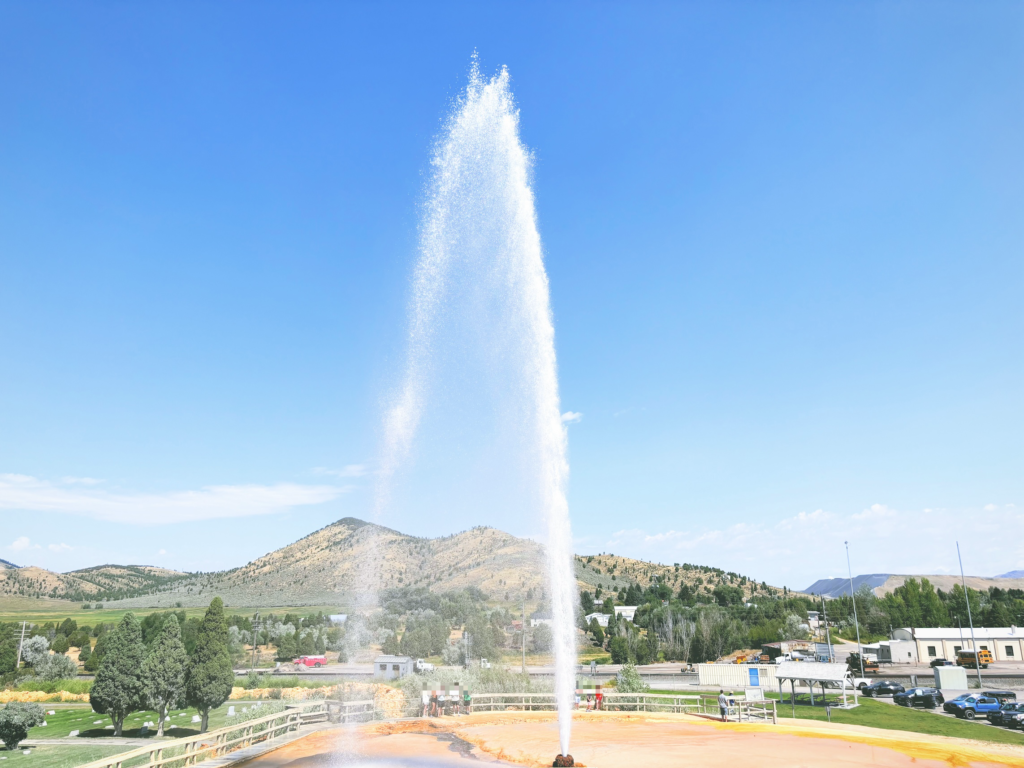 アメリカアイダホ州ガイザーパークGeyser Park見どころ魅力日本人観光