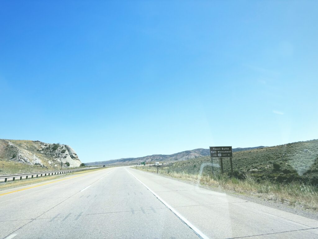 アメリカワイオミング州フォッシルビュート国定公園ossil Butte National Monument見どころ魅力トレイル・ハイキングモデルコース日本人観光