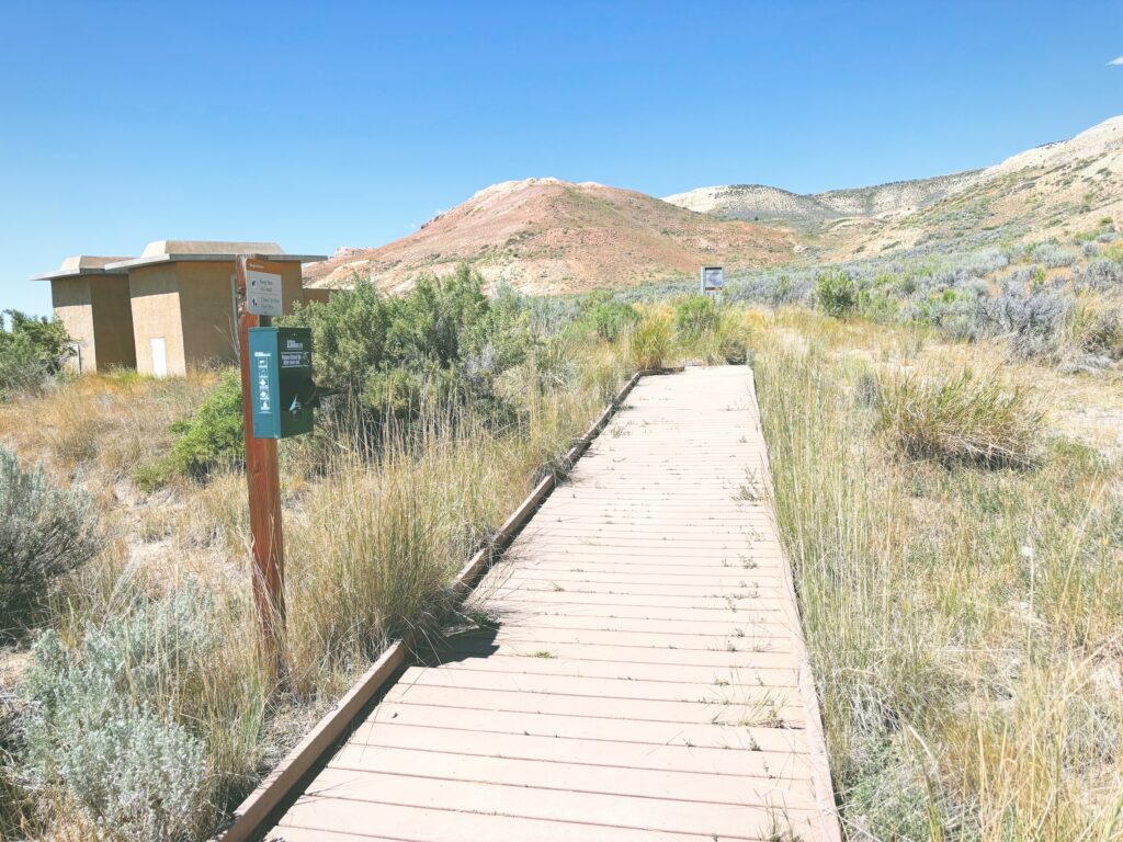 アメリカワイオミング州フォッシルビュート国定公園ossil Butte National Monument見どころ魅力トレイル・ハイキングモデルコース日本人観光