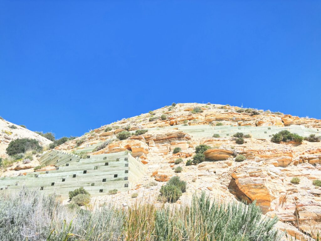 アメリカワイオミング州フォッシルビュート国定公園ossil Butte National Monument見どころ魅力トレイル・ハイキングモデルコース日本人観光