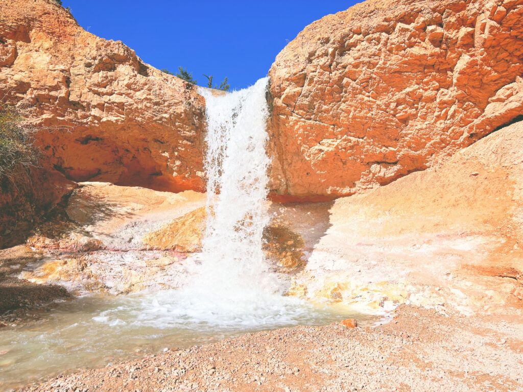 アメリカユタ州ブライスキャニオン国立公園Bryce Canyon National Park見どころ魅力トレイル・ハイキングモデルコース日本人観光