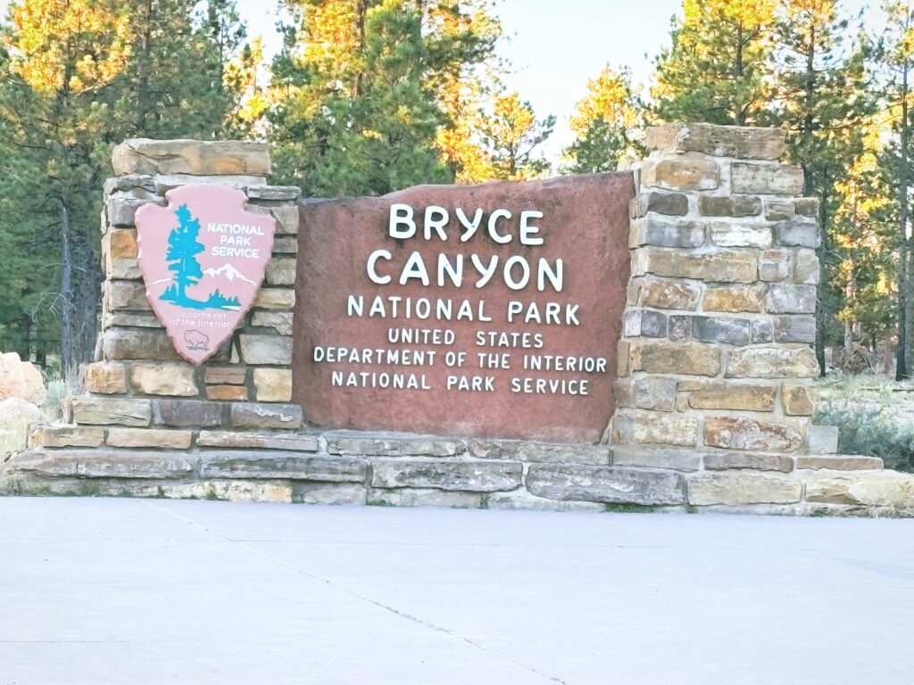 アメリカユタ州ブライスキャニオン国立公園Bryce Canyon National Park見どころ魅力トレイル・ハイキングモデルコース日本人観光