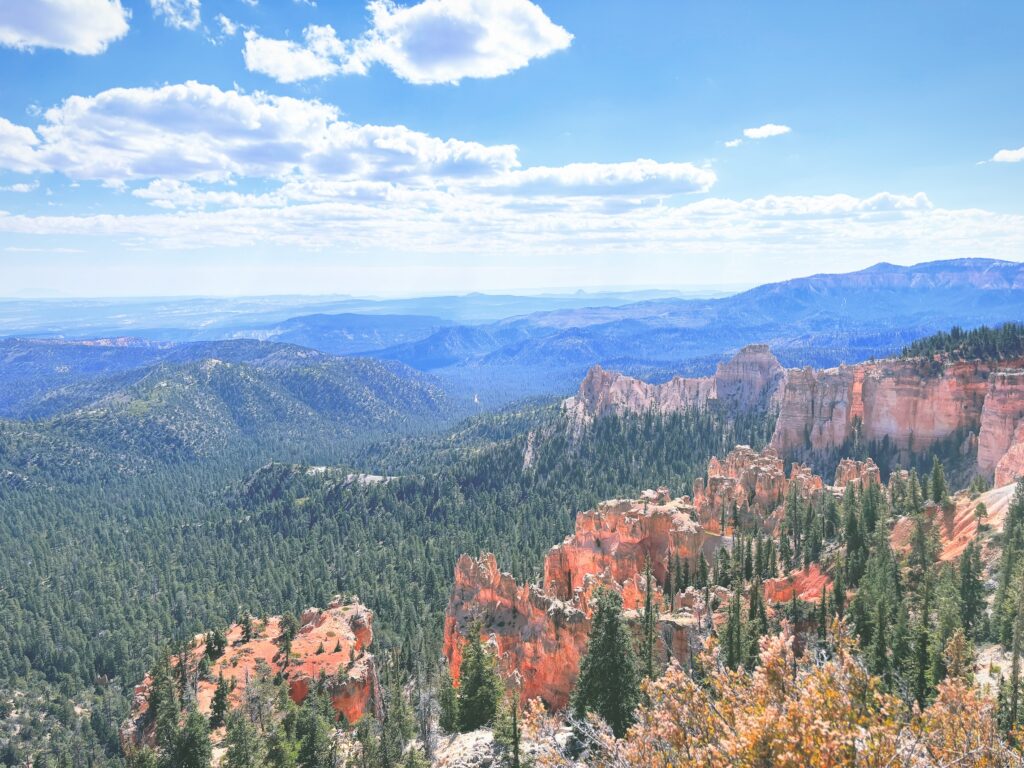 アメリカユタ州ブライスキャニオン国立公園Bryce Canyon National Park見どころ魅力トレイル・ハイキングモデルコース日本人観光