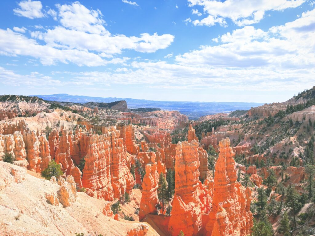 アメリカユタ州ブライスキャニオン国立公園Bryce Canyon National Park見どころ魅力トレイル・ハイキングモデルコース日本人観光