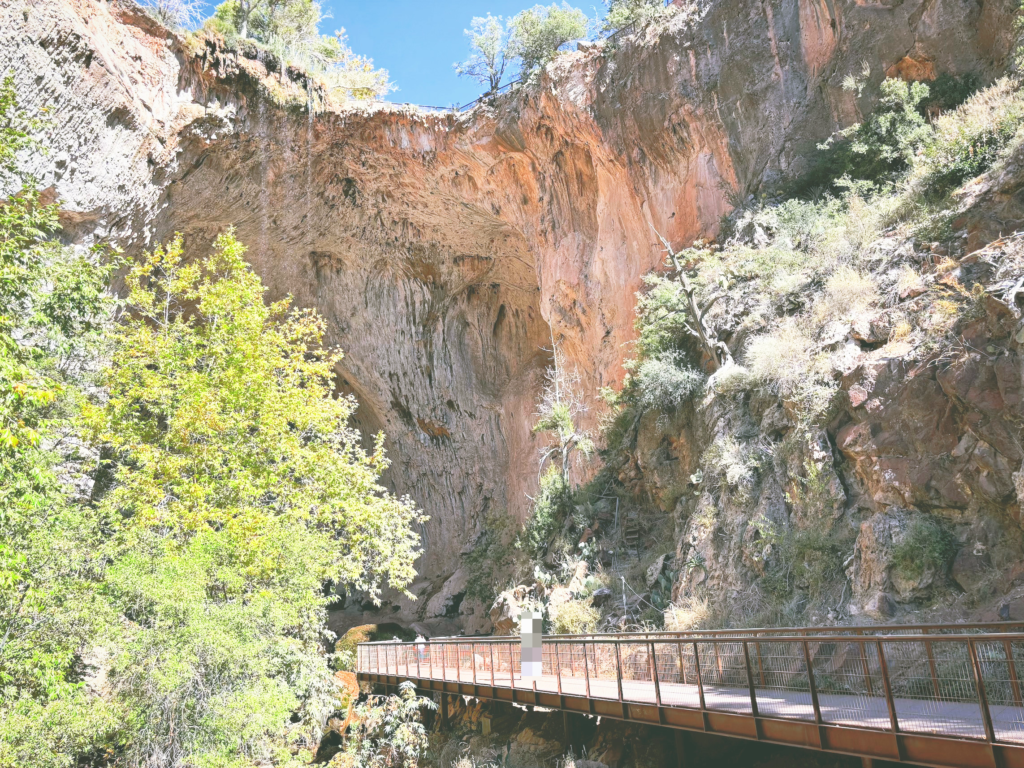 アメリカアリゾナ州トントナチュラルブリッジ州立公園Tonto Natural Bridge State Park見どころ魅力トレイル・ハイキングモデルコース日本人観光