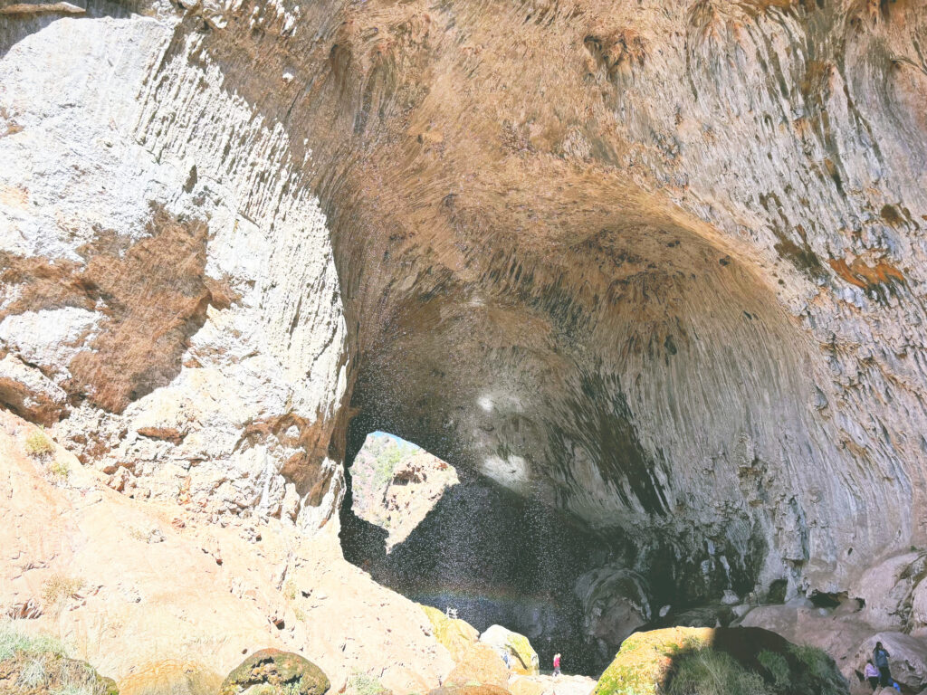 アメリカアリゾナ州トントナチュラルブリッジ州立公園Tonto Natural Bridge State Park見どころ魅力トレイル・ハイキングモデルコース日本人観光