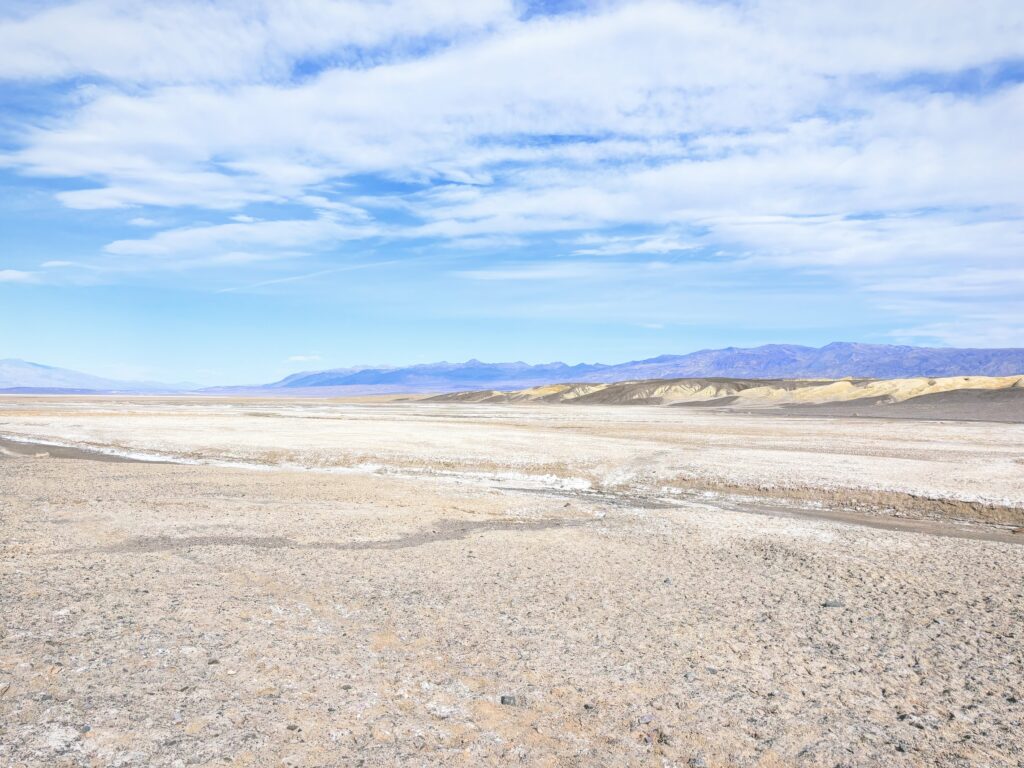 アメリカカリフォルニア州ネバダ州デスバレー国立公園Death Valley National Park見どころ魅力トレイル・ハイキングモデルコース日本人観光