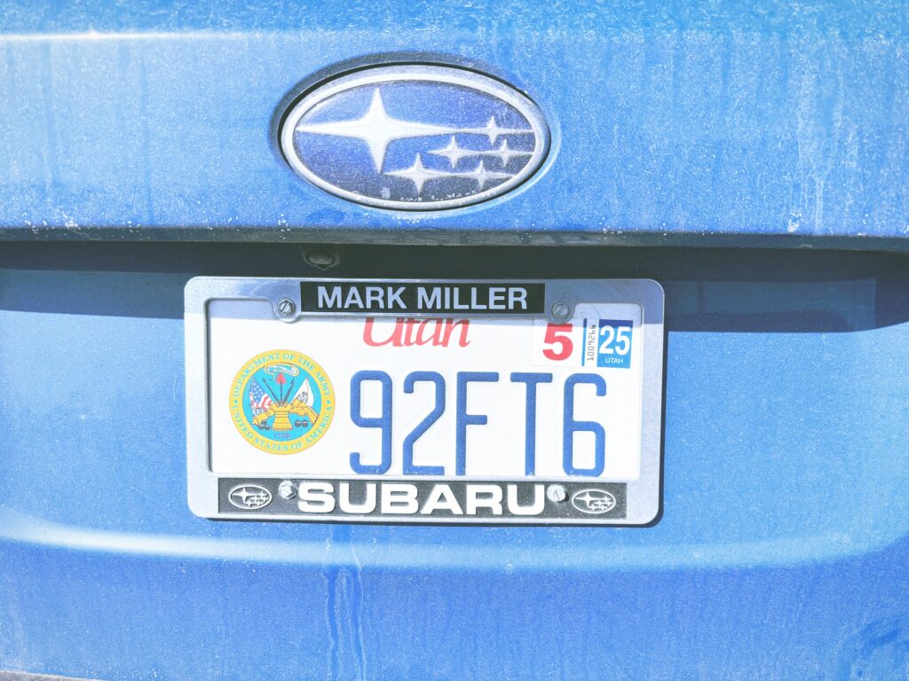 アメリカユタ州自動車ナンバープレートライセンスプレートデザインインテリア看板