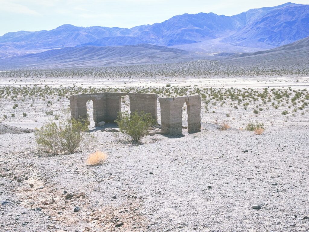 アメリカカリフォルニア州ネバダ州デスバレー国立公園Death Valley National Park見どころ魅力トレイル・ハイキングモデルコース日本人観光