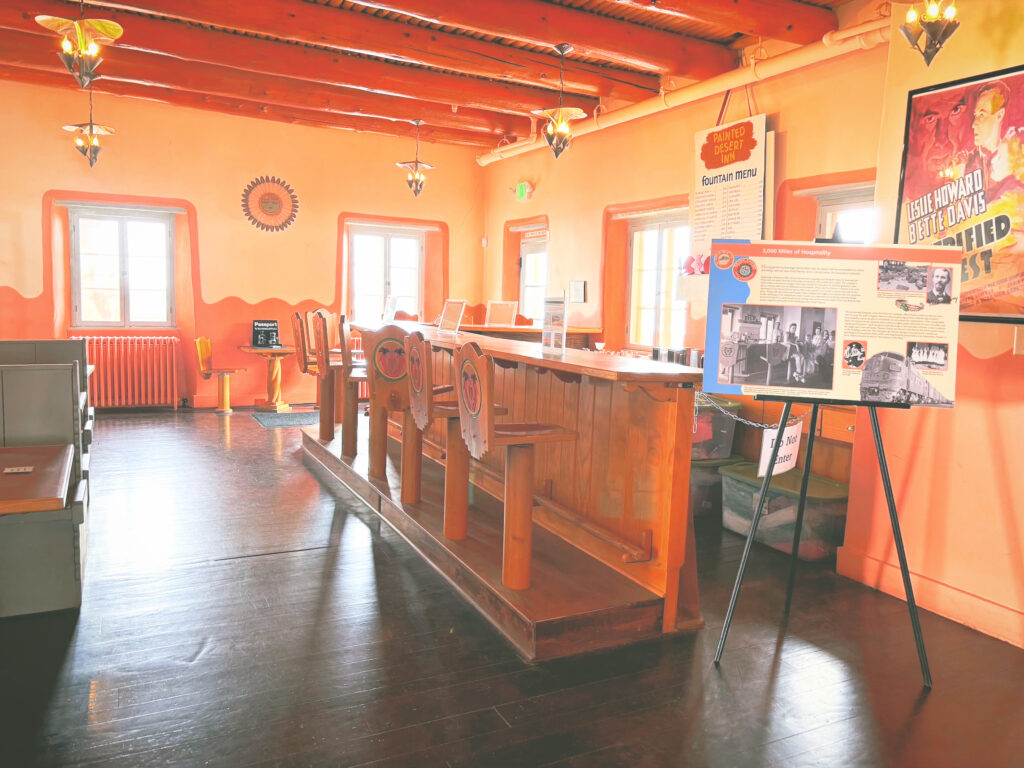 アメリカアリゾナ州化石の森国立公園Petrified Forest National Park見どころ魅力トレイル・ハイキングモデルコース日本人観光