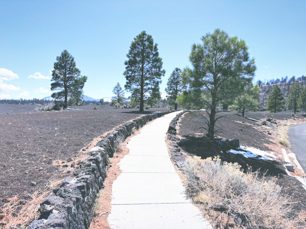 アメリカアリゾナ州サンセットクレーター火山国定公園Sunset Crater Volcano National Monument見どころ魅力トレイル・ハイキングモデルコース日本人観光