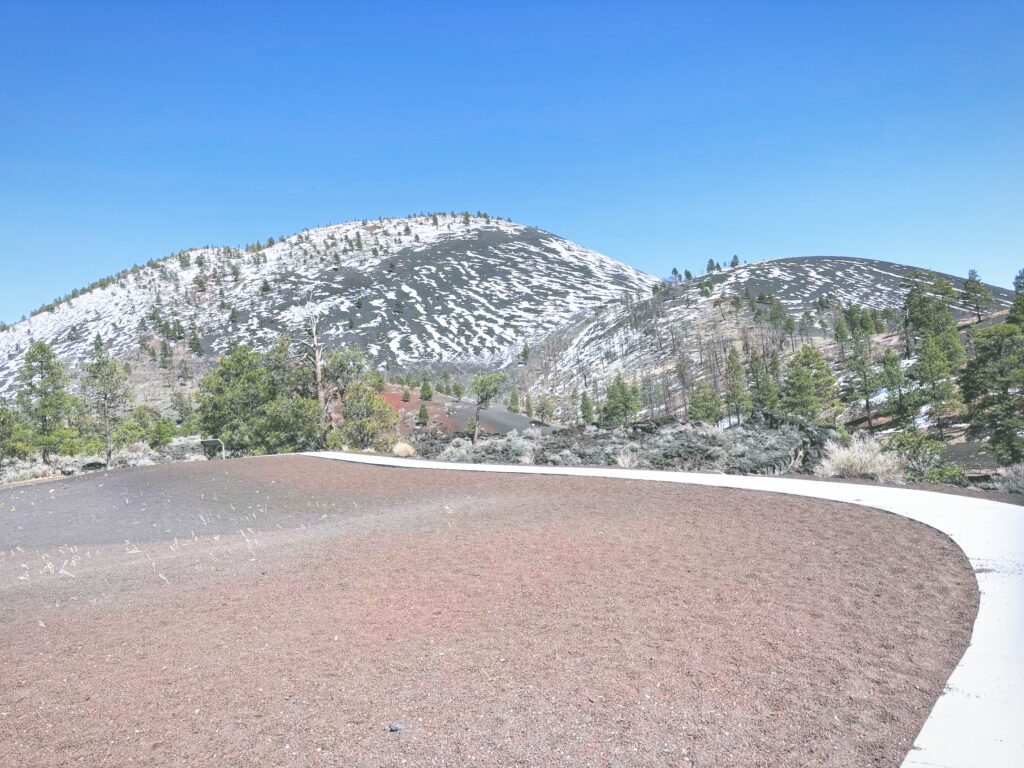 アメリカアリゾナ州サンセットクレーター火山国定公園Sunset Crater Volcano National Monument見どころ魅力トレイル・ハイキングモデルコース日本人観光