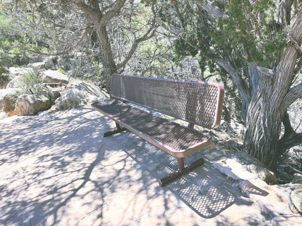 アメリカアリゾナ州ウォルナットキャニオン国定公園Walnut Canyon National Monument見どころ魅力トレイル・ハイキングモデルコース日本人観光