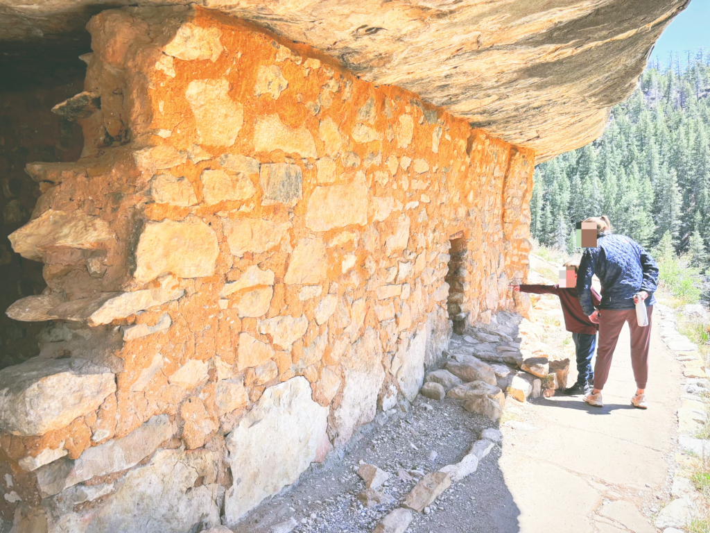 アメリカアリゾナ州ウォルナットキャニオン国定公園Walnut Canyon National Monument見どころ魅力トレイル・ハイキングモデルコース日本人観光