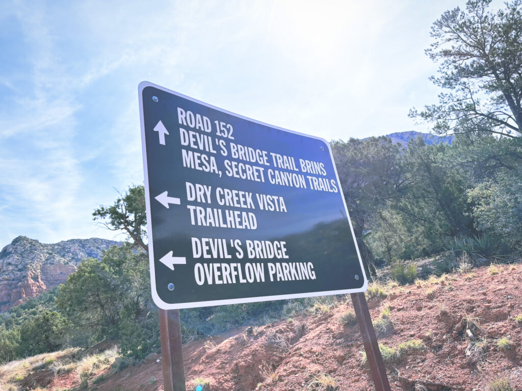 アメリカアリゾナ州デビルズブリッジDevils Bridge見どころ魅力トレイル・ハイキングモデルコース日本人観光