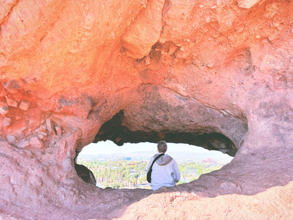 アメリカアリゾナ州ホールインザロックHole in the Rock見どころ魅力トレイル・ハイキングモデルコース日本人観光