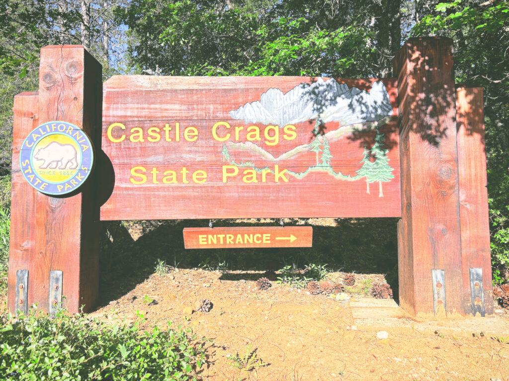 アメリカカリフォルニア州キャッスルクラッグス州立公園Castle Crags State Park見どころ魅力トレイル・ハイキングモデルコース日本人観光