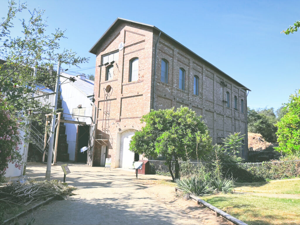 アメリカカリフォルニア州フォルソムパワーハウス州立歴史公園Folsom Powerhouse State Historic Park見どころ魅力日本人観光