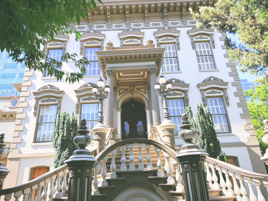 アメリカカリフォルニア州リーランドスタンフォードマンション州立歴史公園Leland Stanford Mansion State Historic Park見どころ魅力日本人観光