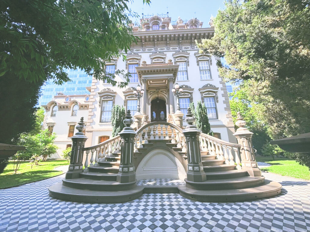 アメリカカリフォルニア州リーランドスタンフォードマンション州立歴史公園Leland Stanford Mansion State Historic Park見どころ魅力日本人観光