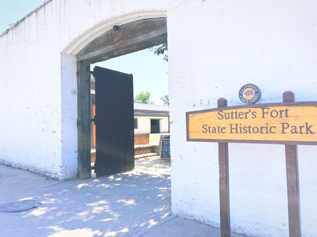 アメリカカリフォルニア州サッターズフォート州立歴史公園Sutter's Fort State Historic Park見どころ魅力トレイル・ハイキングモデルコース日本人観光