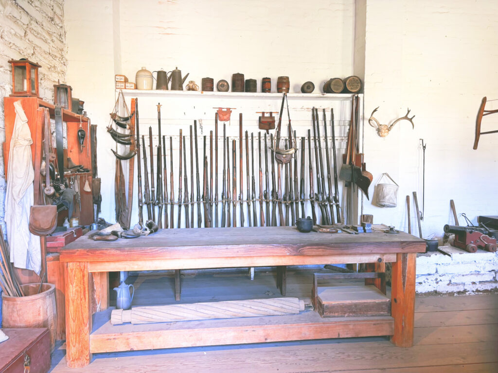 アメリカカリフォルニア州サッターズフォート州立歴史公園Sutter's Fort State Historic Park見どころ魅力トレイル・ハイキングモデルコース日本人観光