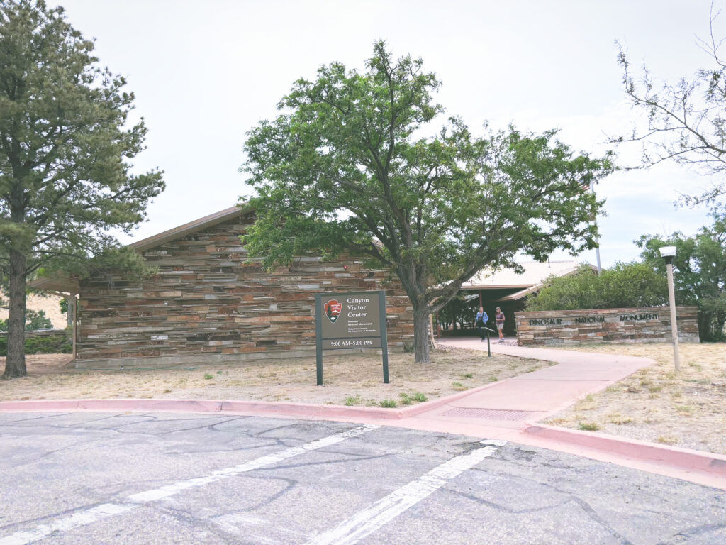 アメリカコロラド州ユタ州ダイナソー国定公園Dinosaur National Monument見どころ魅力トレイル・ハイキングモデルコース日本人観光