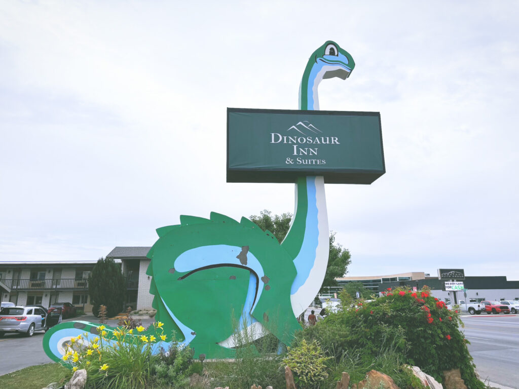 アメリカコロラド州ユタ州ダイナソー国定公園Dinosaur National Monument見どころ魅力トレイル・ハイキングモデルコース日本人観光